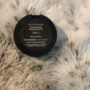 Bareminerals correcting concealer Tan 1